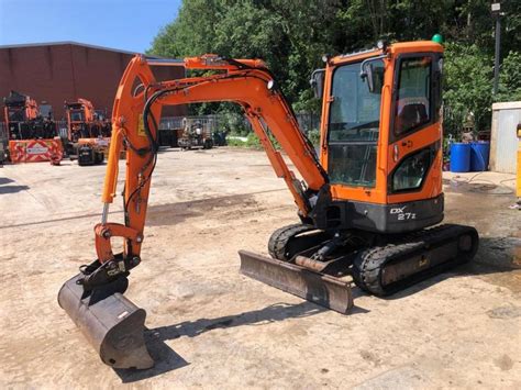 used doosan dx27z for sale